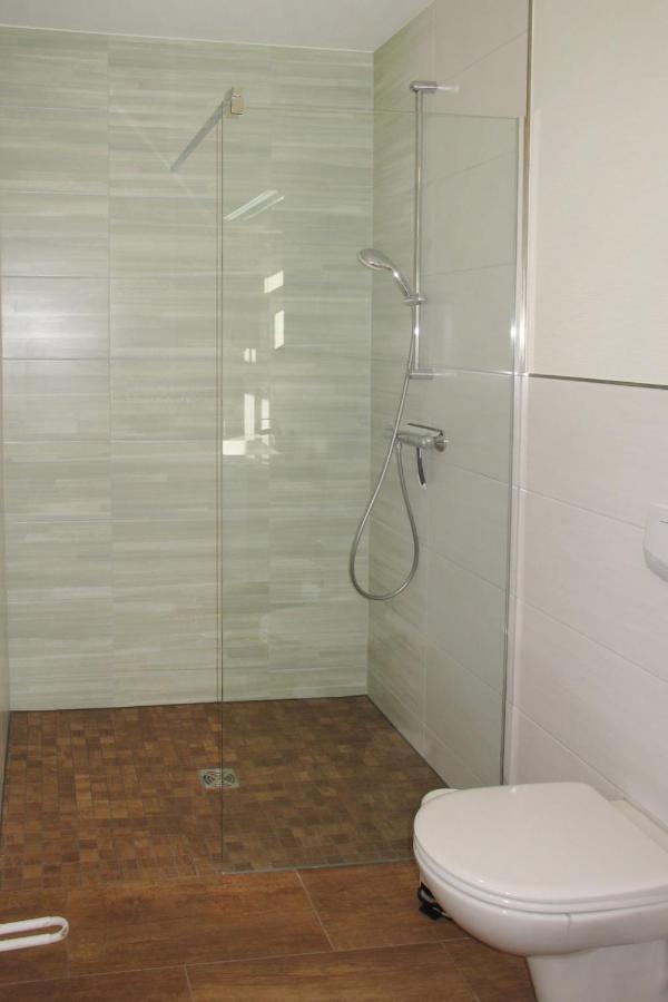Apartment Altherscher Hof-3 By Interhome Zarrentin  المظهر الخارجي الصورة